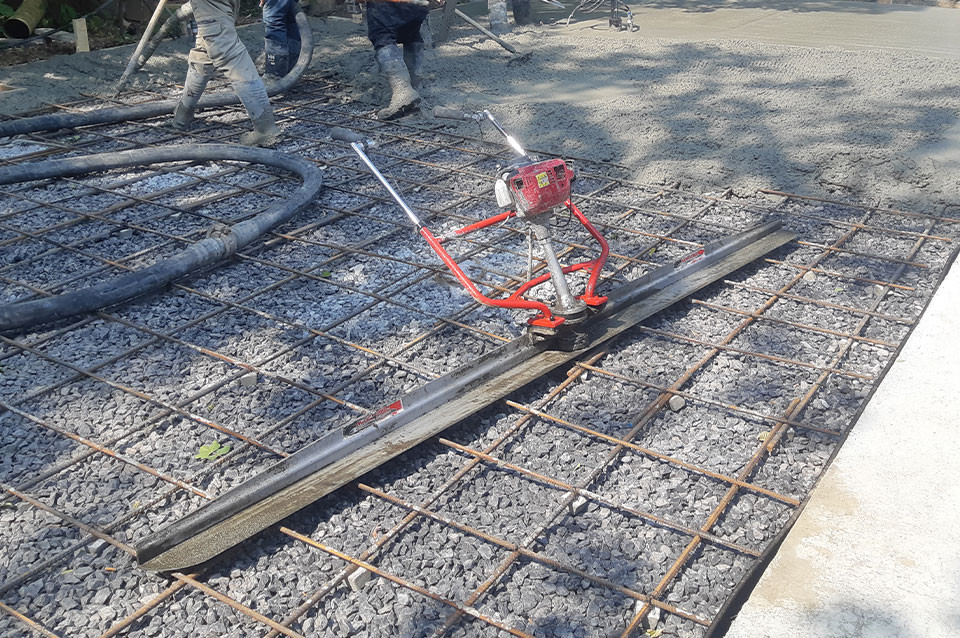 Dalle autour de piscine